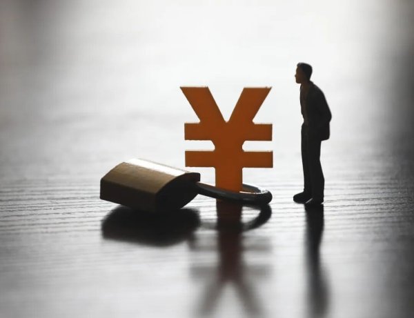 5.6万亿元！公募基金与理财产品规模差距拉大