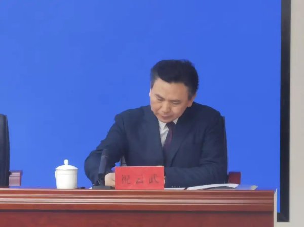 湖南今年春季学期继续落实“雨露计划”，按每名学生每学期1500元发放生活补助
